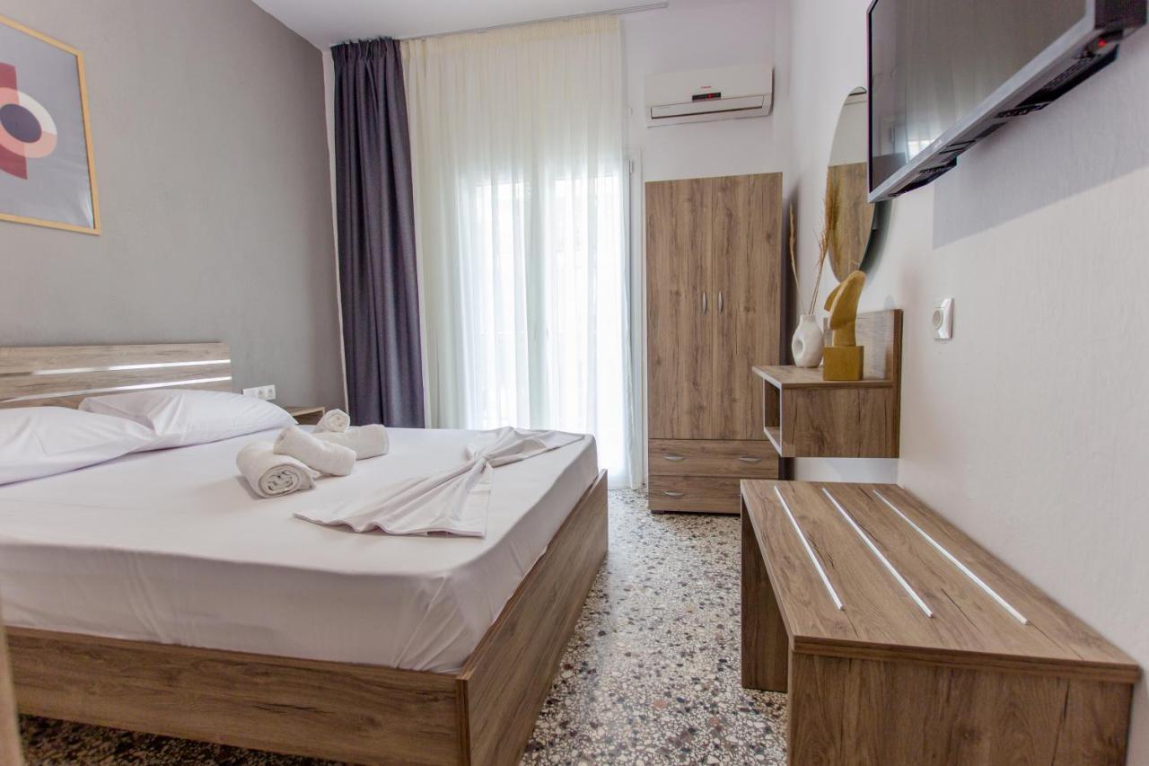 Anassa Daire
